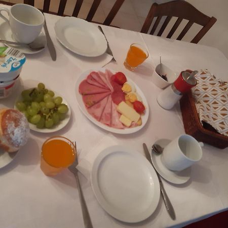 Pension Kristyna กัชแปร์สแก ฮอรี ภายนอก รูปภาพ